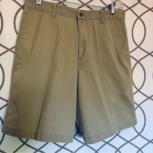 Dockers Men’s Khaki Flat Front Shorts Versatile Design W33